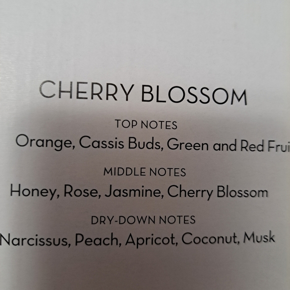 NEW Simply Indulgent Cherry Blossom Soy Candle  14oz. - Picture 6 of 6